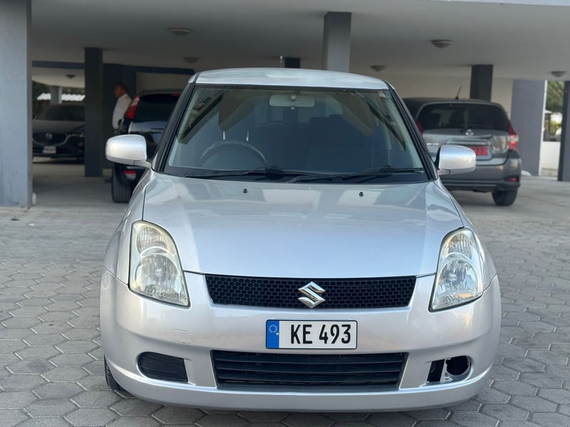 Suzuki Swift — 8