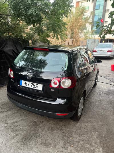 Volkswagen Golf — 6