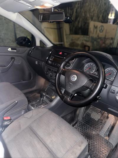 Volkswagen Golf — 7