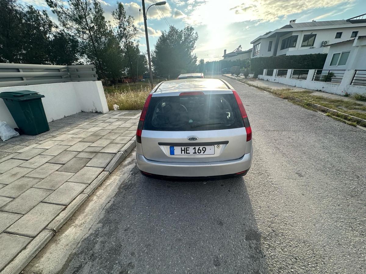 2005 Ford Fiesta 2