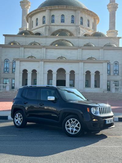 Jeep Renegade — 3