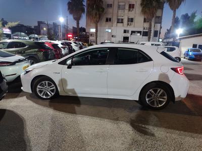 Toyota Corolla Sport — 2
