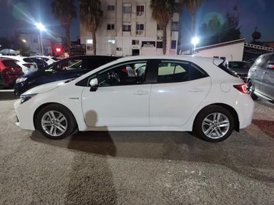 Toyota Corolla Sport — 3