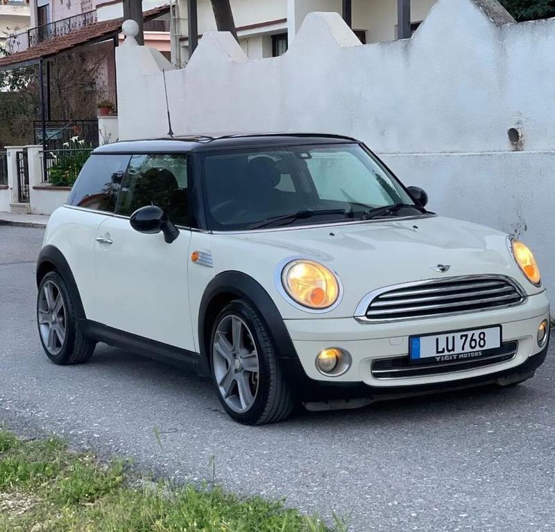 Mini Cooper — 1/5