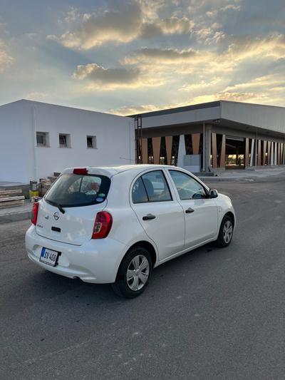 Nissan March — 4