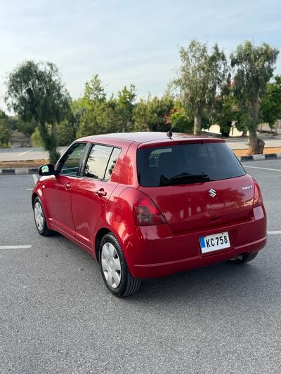 Suzuki Swift — 6