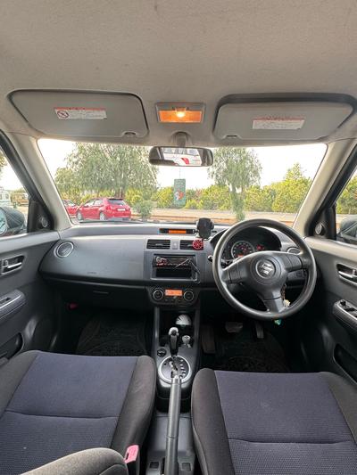 Suzuki Swift — 9