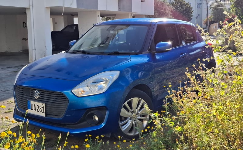 Suzuki Swift — 1