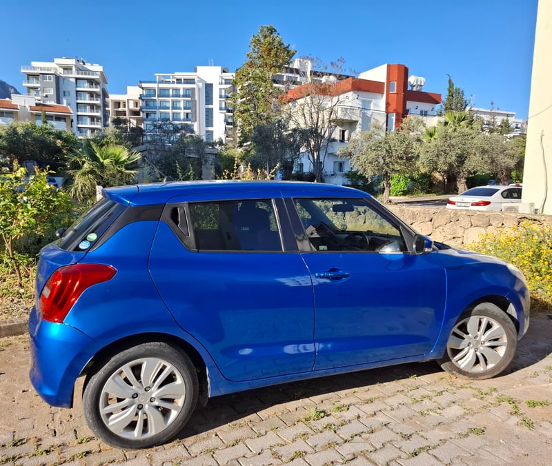 Suzuki Swift — 2